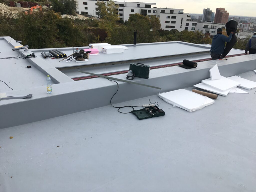 ремонти с хидроизолация за покриви