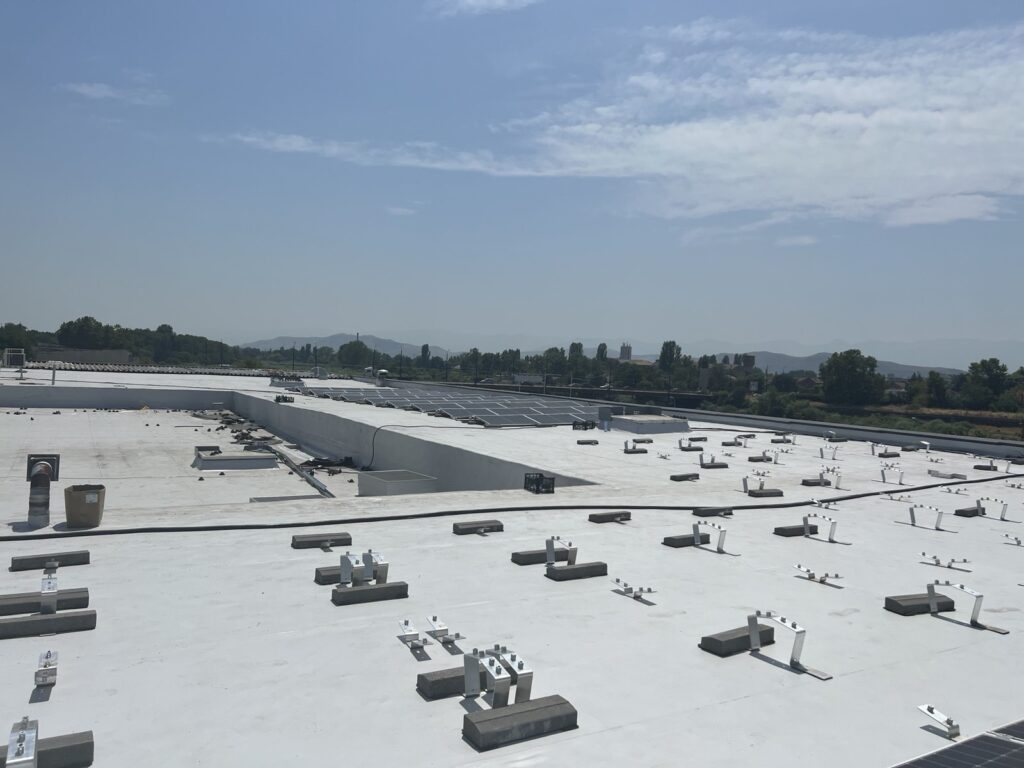 Ремонт на покрив с хидроизолация